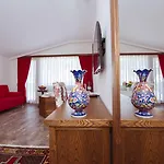 Infinity 3* فتحية