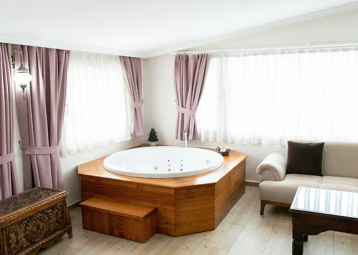 Infinity فندق 3*