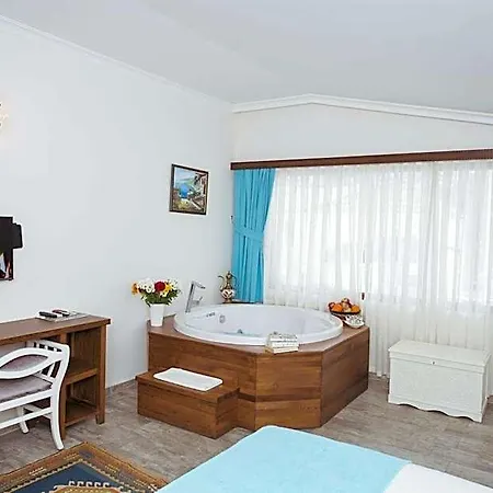 Hotel Infinity 3*